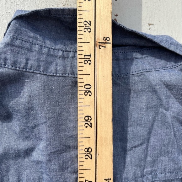 Women's J Crew Blouse Shirt Top Chambray Blue Denim S Button Casual Business - Picture 11 of 11
